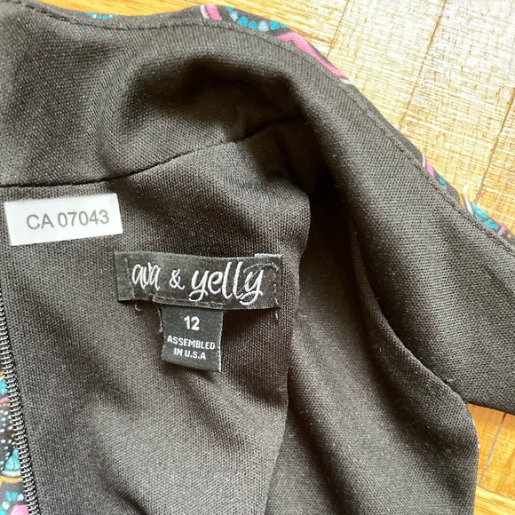 Printed Long-Sleeve Girls Dress - Picture 5 of 5